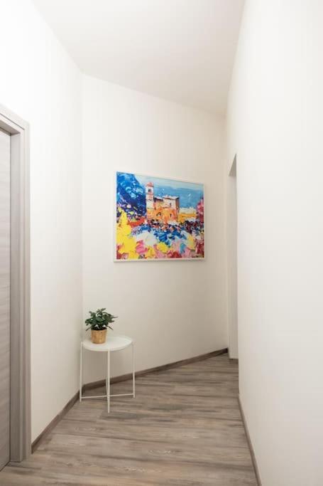 ליבורנו Private Room: The Port Apartment Scirocco מראה חיצוני תמונה