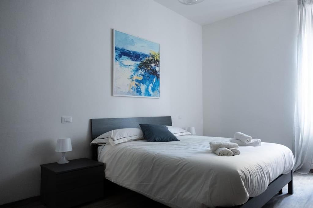 ליבורנו Private Room: The Port Apartment Scirocco מראה חיצוני תמונה